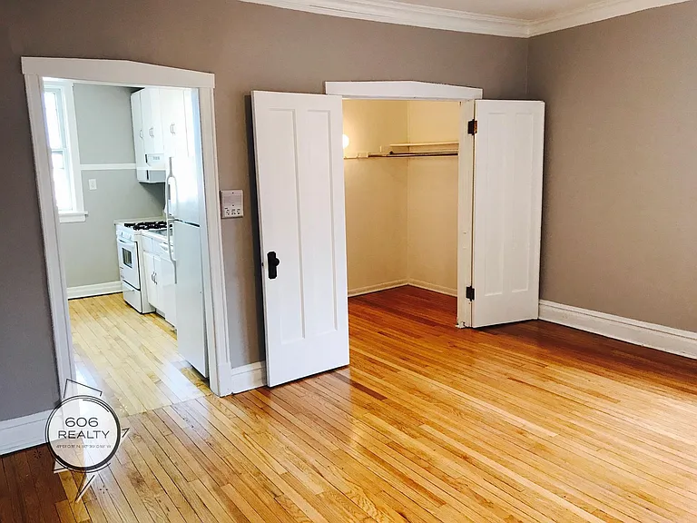 3932 N Keeler Ave #1D — Photo 8