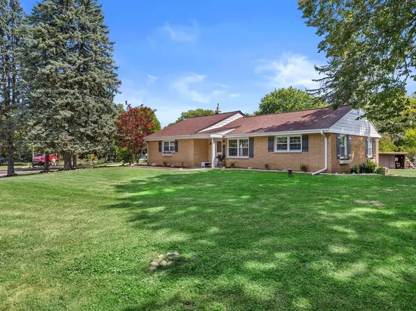 450 Pheasant LANE, Grafton, WI 53024