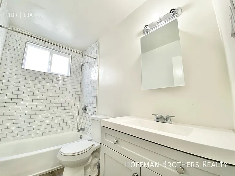1022 N Vista St #3 — Photo 6