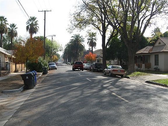 Close to Mission Inn