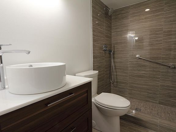 4th image of 2733 SW Matheson Ave APT 115-B1