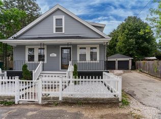 406 Killingly St, Providence, RI 02909