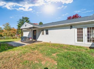 22 Towle St, Auburn, ME 04210