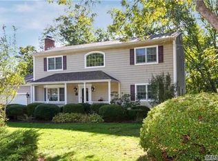 3 Poplar Ln, Medford, NY 11763