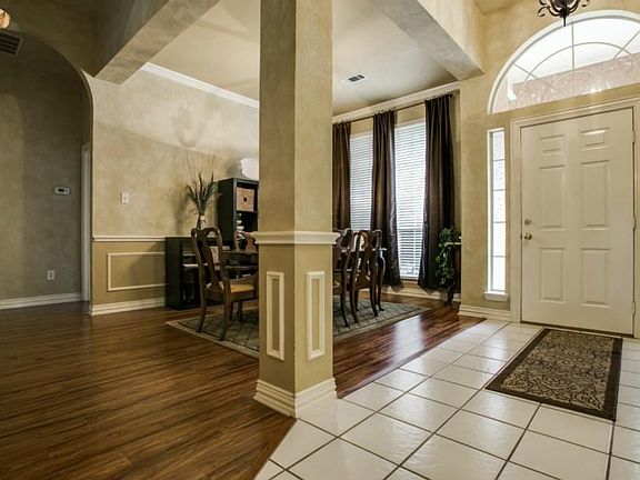 4th image of 1109 Shady Oak Trl