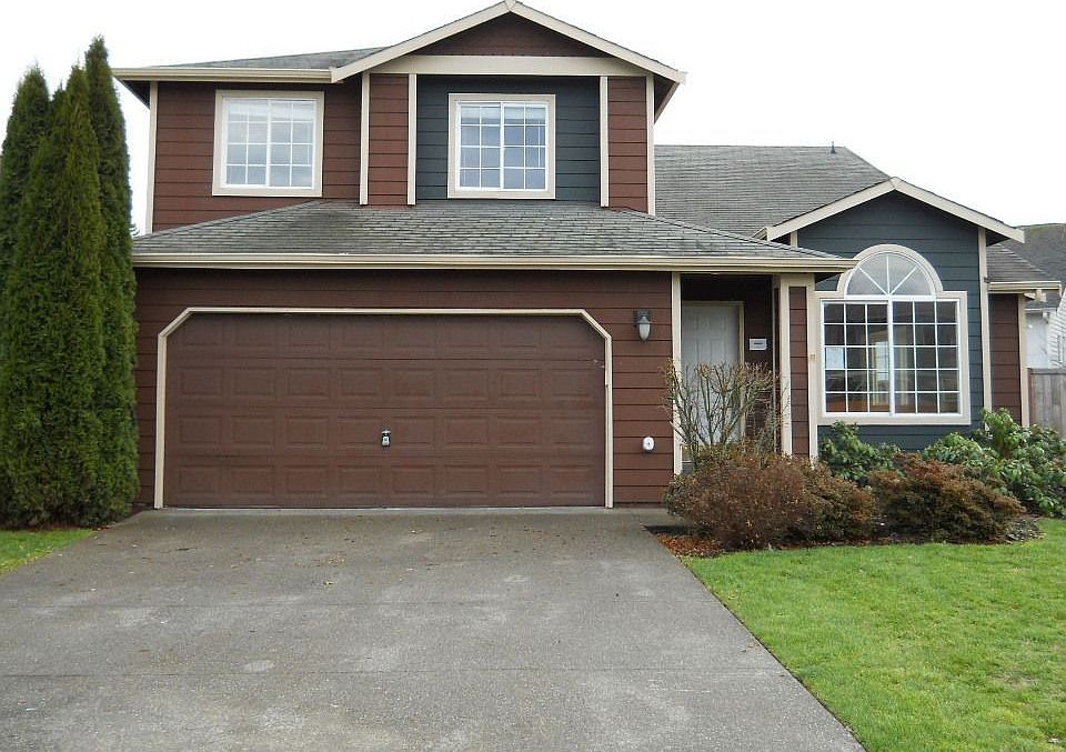 1st image of 2610 174th St E
