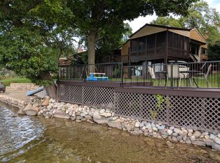 2751 Silverhill Dr, Waterford, MI