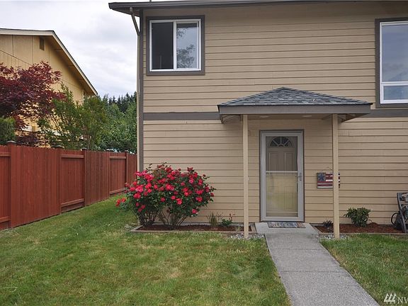 5th image of 19566 2nd Ave NE