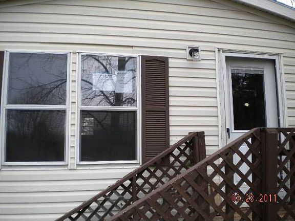 2nd image of 304 Fairdale Dr