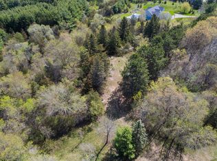 405 N Glover Rd, Hudson, WI 54016