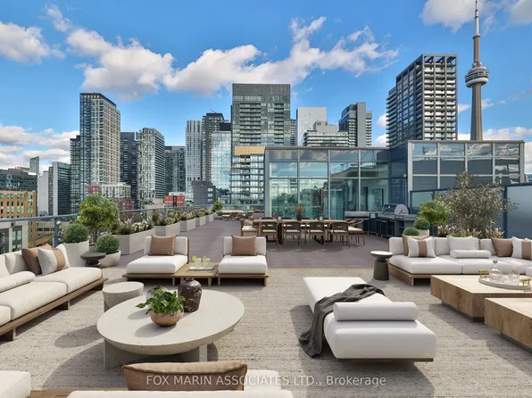 478 King St W #Penthouse 02, Toronto, ON M5V 0A8