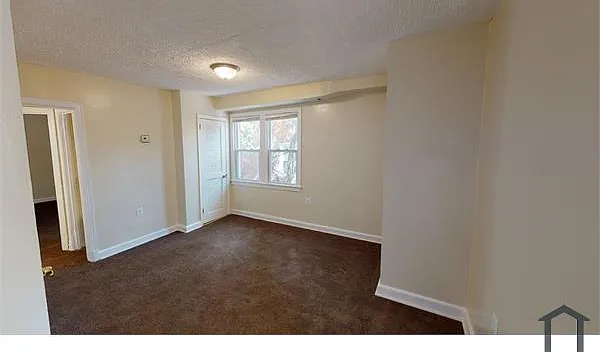 3 bed, $2,549 — Photo 4