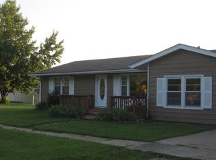 305 S Hickory St, Appleton City, MO 64724