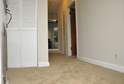 4th image of 133A Beaver St