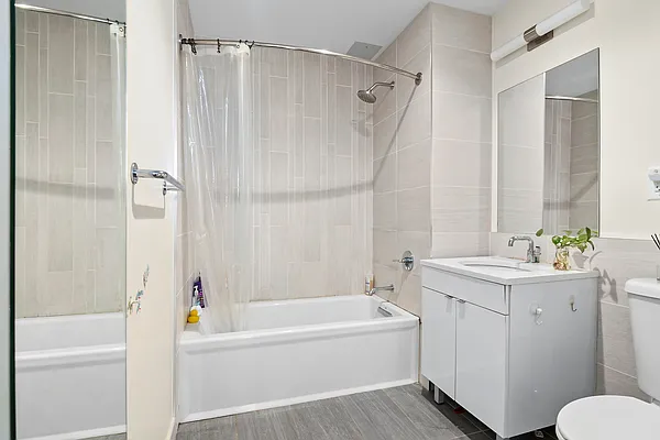 Rented by Compass | media 18