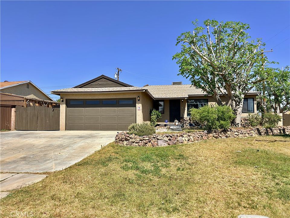 1st image of 44118 Kingtree Ave