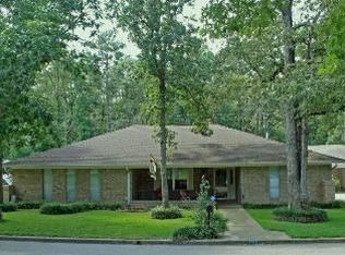 101 Broken Bough Ln, Conroe, TX 77304