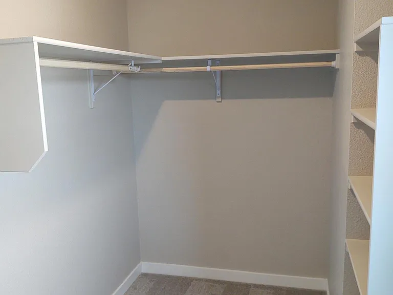 5992 S Carlburg Ave — Photo 24