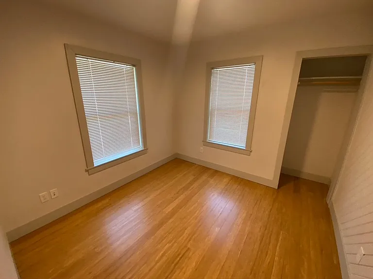3 Bedroom 2 bath home Whiteaker home near parks — Photo 12