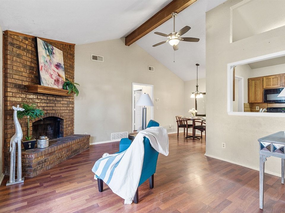 1st image of 501 Essex Pl