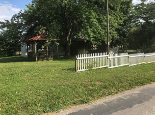 442 Young Rd, Smiths Grove, KY 42171