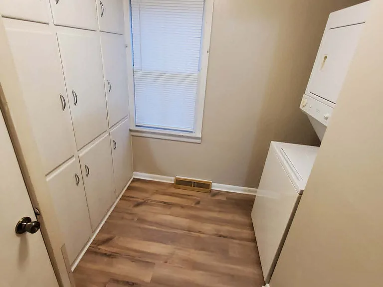 208 W Candise St — Photo 19