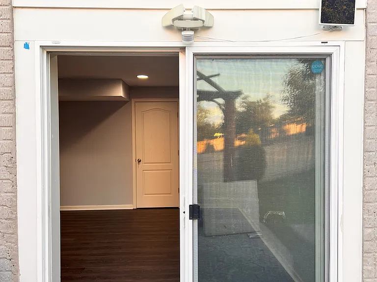 1 Augustine Dr — Photo 1