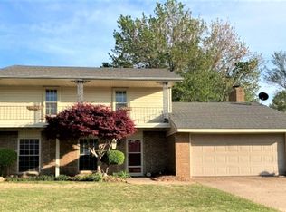 3712 Goldenrod Ave, Ponca City, OK 74604