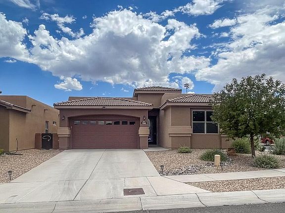 2nd image of 7320 Valle Cantero Ln NW