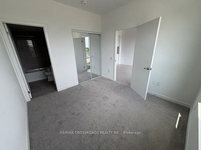 4010 Eglinton Ave W #426 — Photo 13