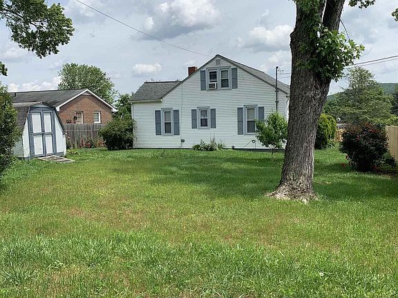 2nd image of 507 Bolling St