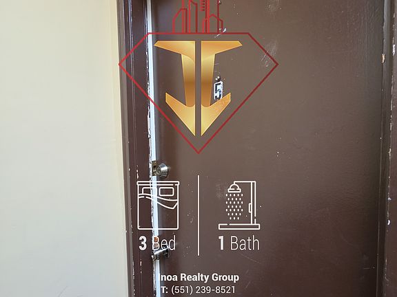 2nd image of 69 W 53rd St #E
