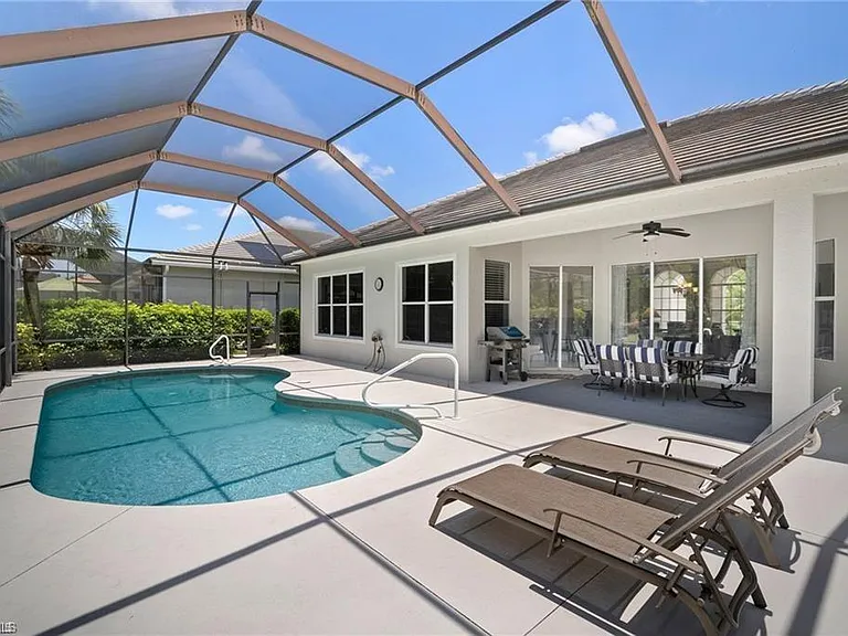 8884 Mustang Island Cir — Photo 27