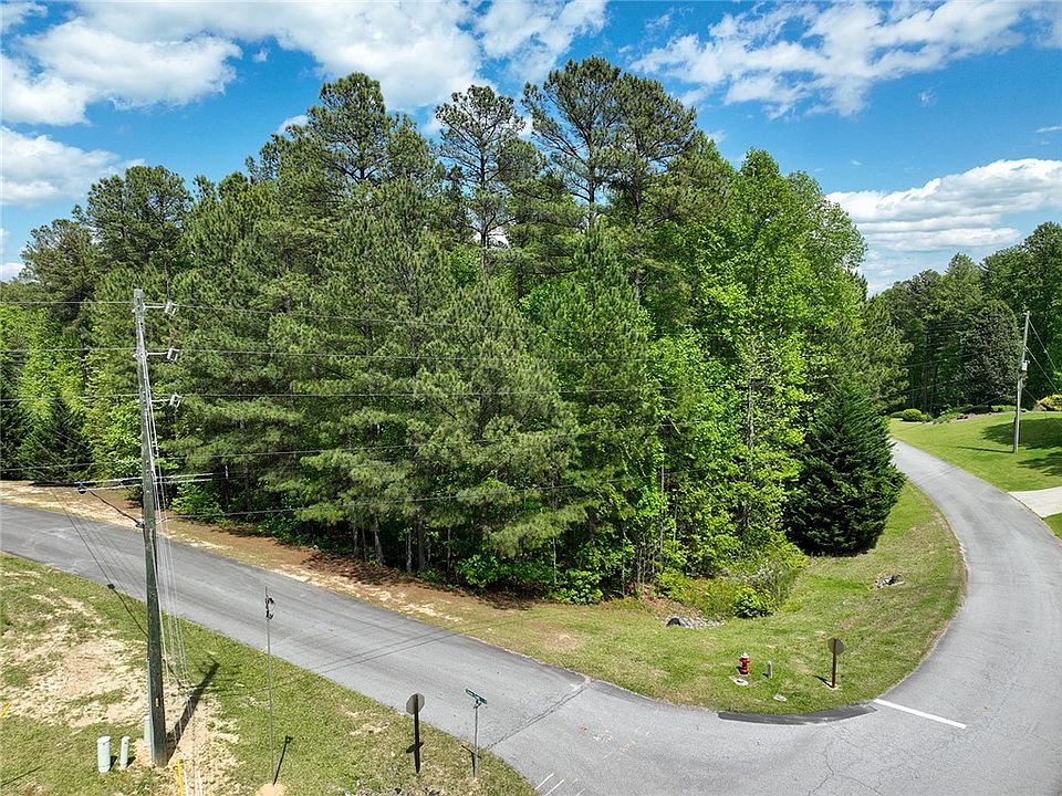 1st image of 500 Stoney Creek Trl