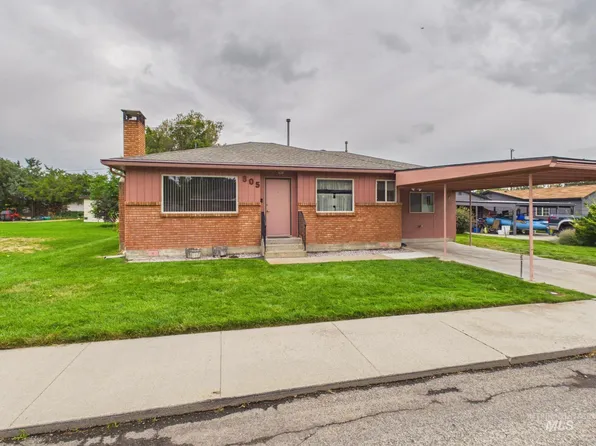 805 W 3rd St, Emmett, ID 83617
