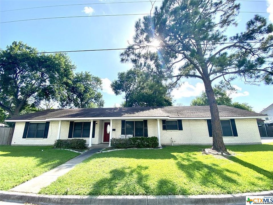1st image of 1001 Halsey St