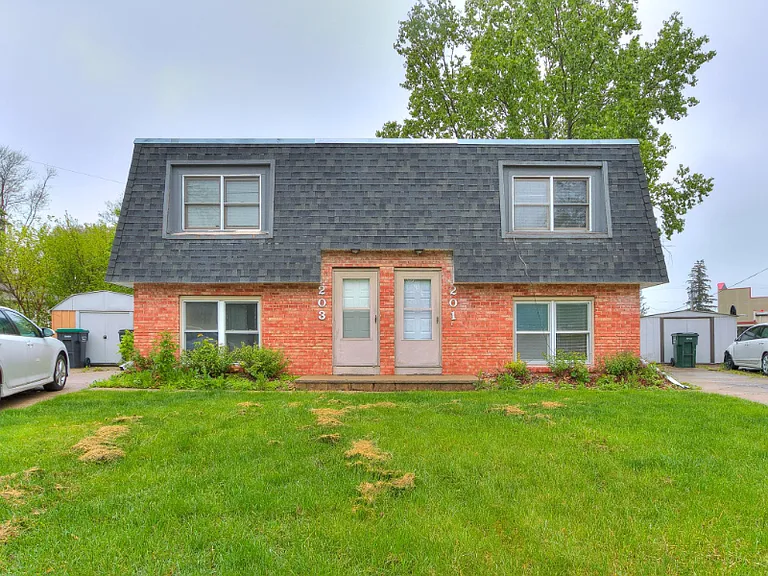 201 Wellons Dr — Photo 6