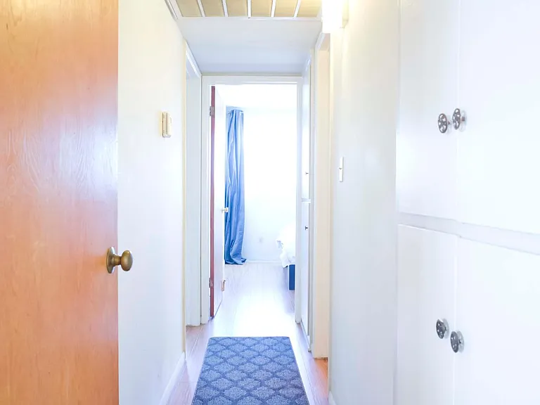 1033 Cordova St #11 — Photo 4