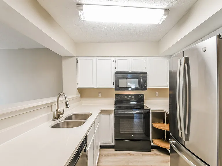 5223 Pin Oak Dr — Photo 9