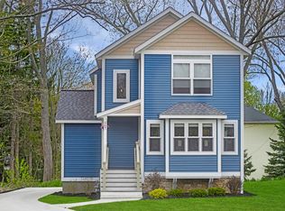 267 E 16th St, Holland, MI