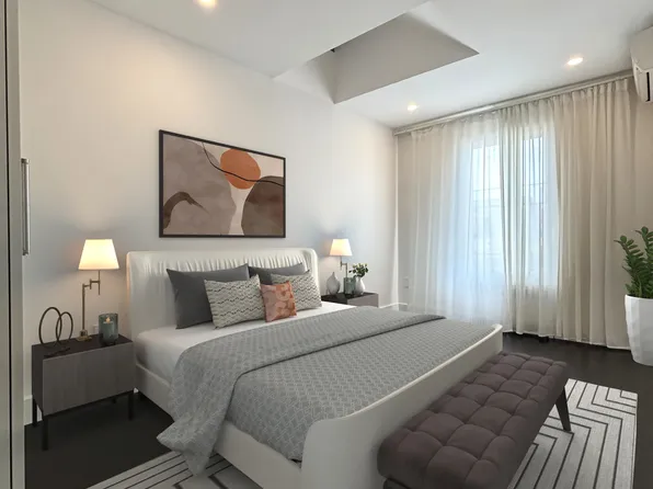 84 Gotham Avenue image 11 of 17