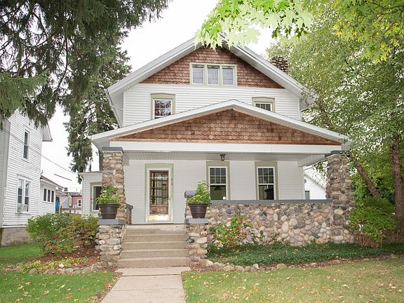 2nd image of 213 W Mansion St