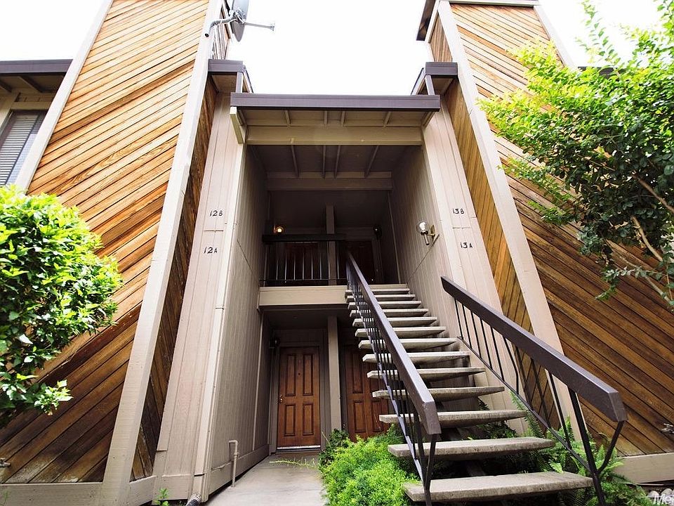 1st image of 5333 Primrose Dr APT 12B