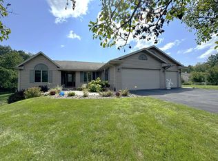 5630 N Ridge View Dr, Janesville, WI 53548