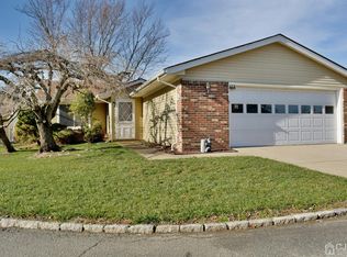 465A Evodia Plz, Monroe Township, NJ 08831