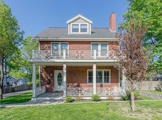 24 Dale St, Dedham, MA 02026