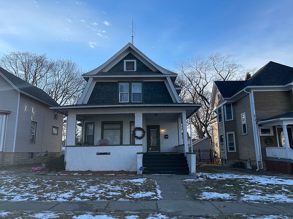 1st image of 649 S Rosewood Ave