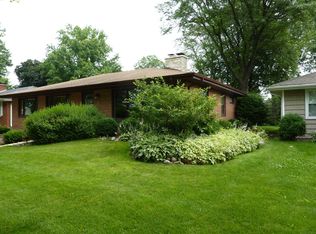 513 S We Go Trl, Mount Prospect, IL 60056