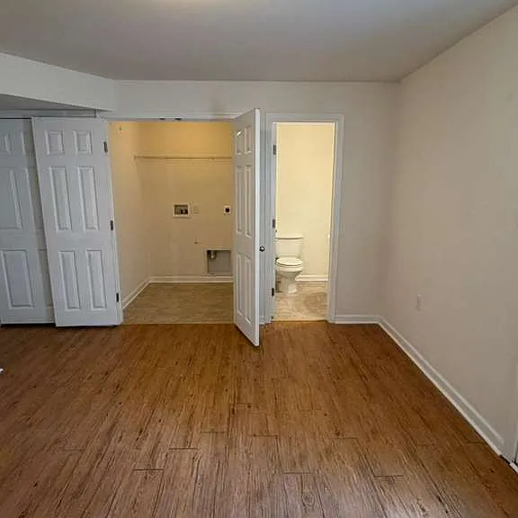 38 Lombard Ln — Photo 29