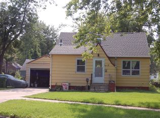617 Morningside Dr, Worthington, MN 56187